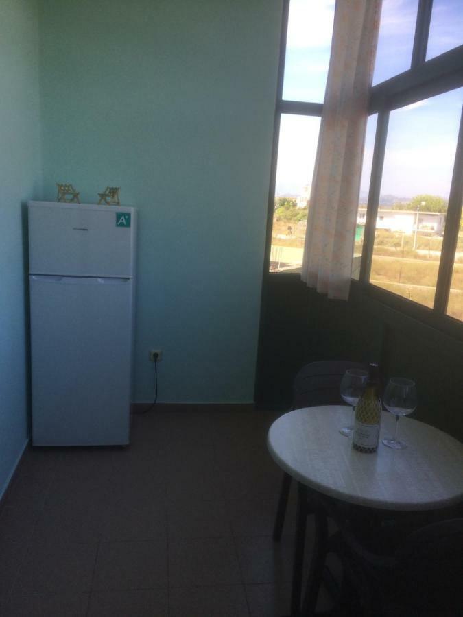 H And H Guesthouse Velipojë エクステリア 写真